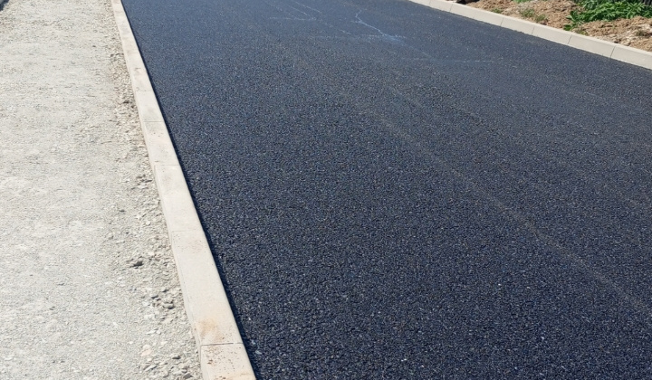 3. fotografia fotogalérie Aktuality / Dúbrava - 101 00 Miestne komunikácie NFP309070FDF9 - foto