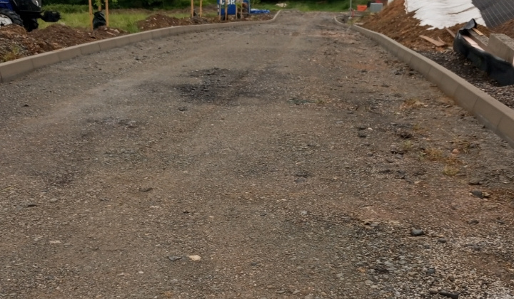 8. fotografia fotogalérie Aktuality / Dúbrava - 101 00 Miestne komunikácie NFP309070FDF9 - foto