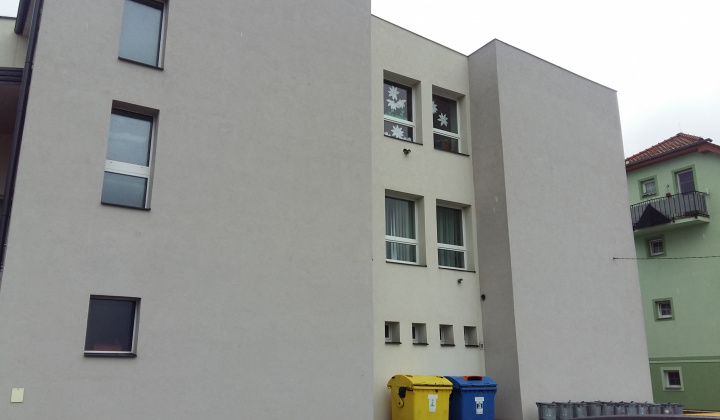 3. fotografia fotogalérie Projekty / Teplotechnické úpravy objektového súboru p.č. 113/2, 112 - Dúbrava 54 - foto